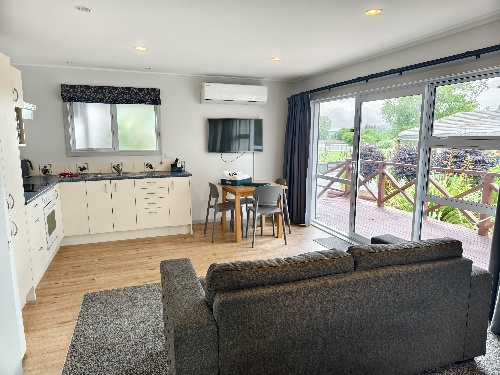 Classic Two-Bedroom Apartment (Max 5 Guests)